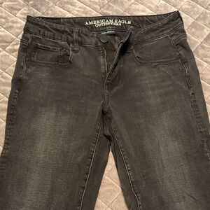 American Eagle Black Jeans. 6L